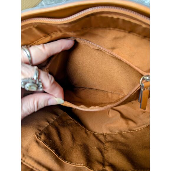 Liz Claiborne Tote Shoulder Bag Large Cognac Double Strap Purse spacious career - Picture 11 of 16
